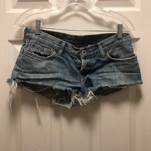 Lucky Brand Dungarees Cutoff Jean shorts size 6/28